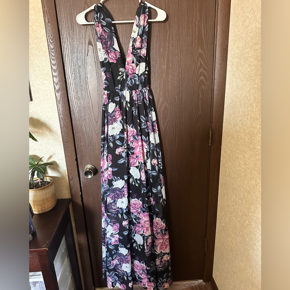 Windsor Black Floral Maxi Dress